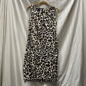 Jones New York animal print sleeveless classic dress. Size 6